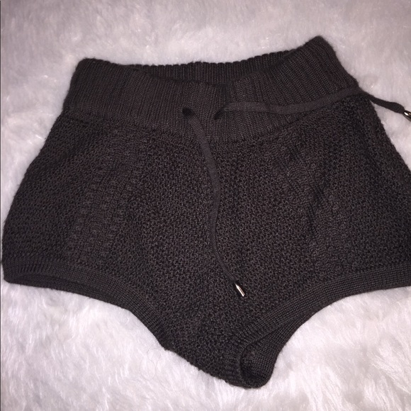 Urban Outfitters Pants - Grey knit shorts